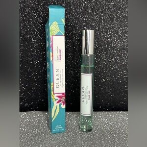 CLEAN Reserve H2eau Musk Noir Rollerball Perfume 10ml